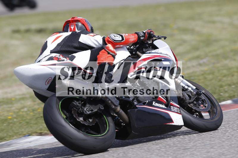 /Archiv-2025/07 19.04.2025 Speer Racing ADR/Gruppe gelb/backside